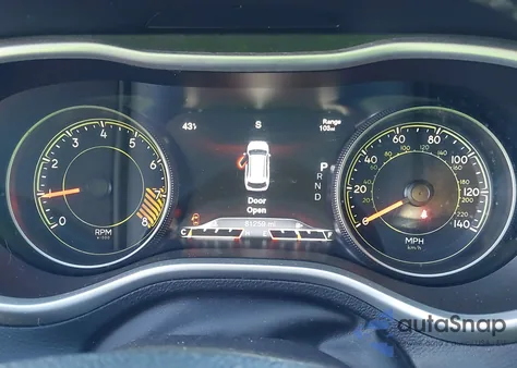 2016 Jeep Cherokee Trailhawk from USA, damaged, VIN 1C4PJMBS8GW224870